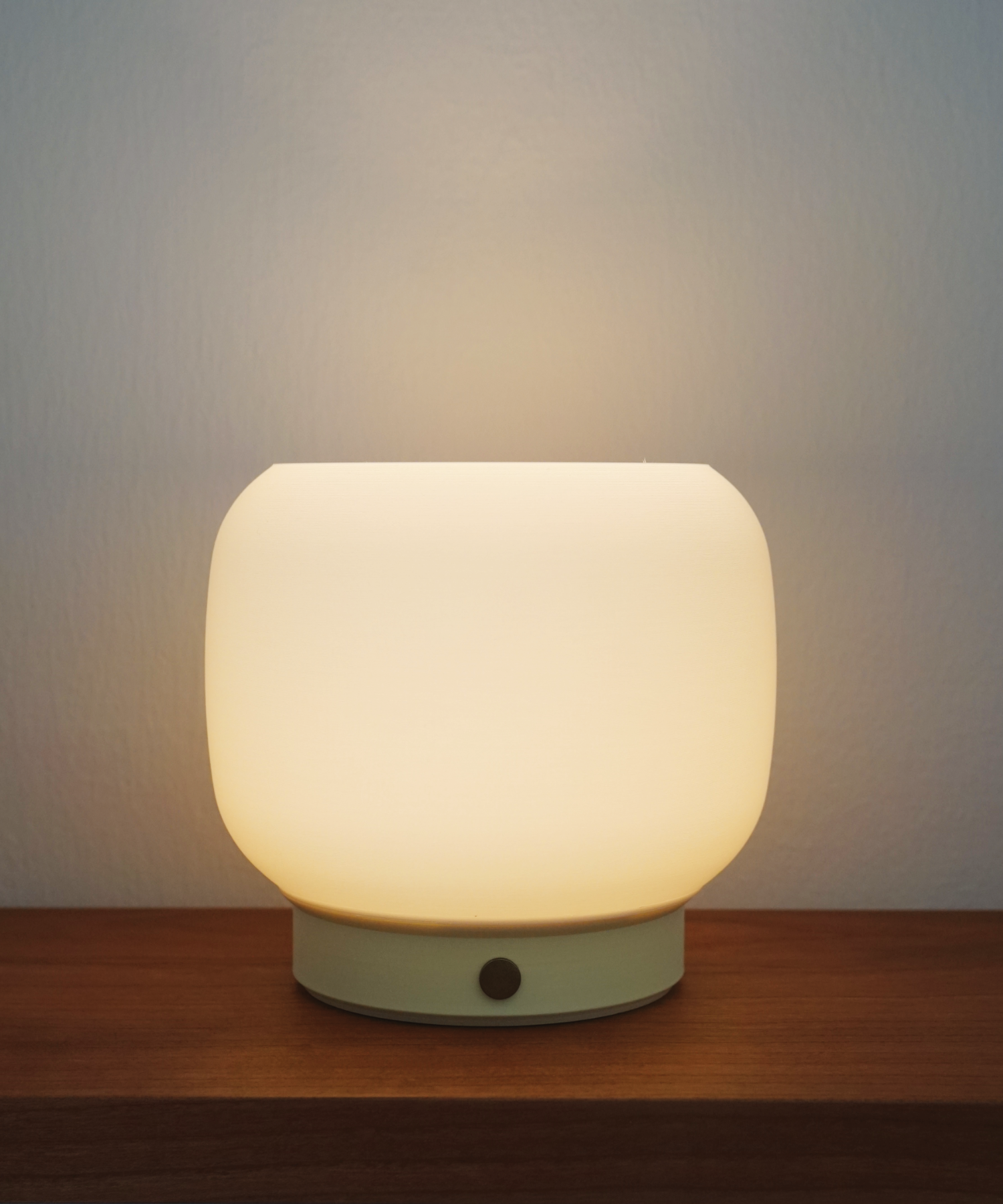 Issho Labo_Yume Lamp_Little_Yellow.png