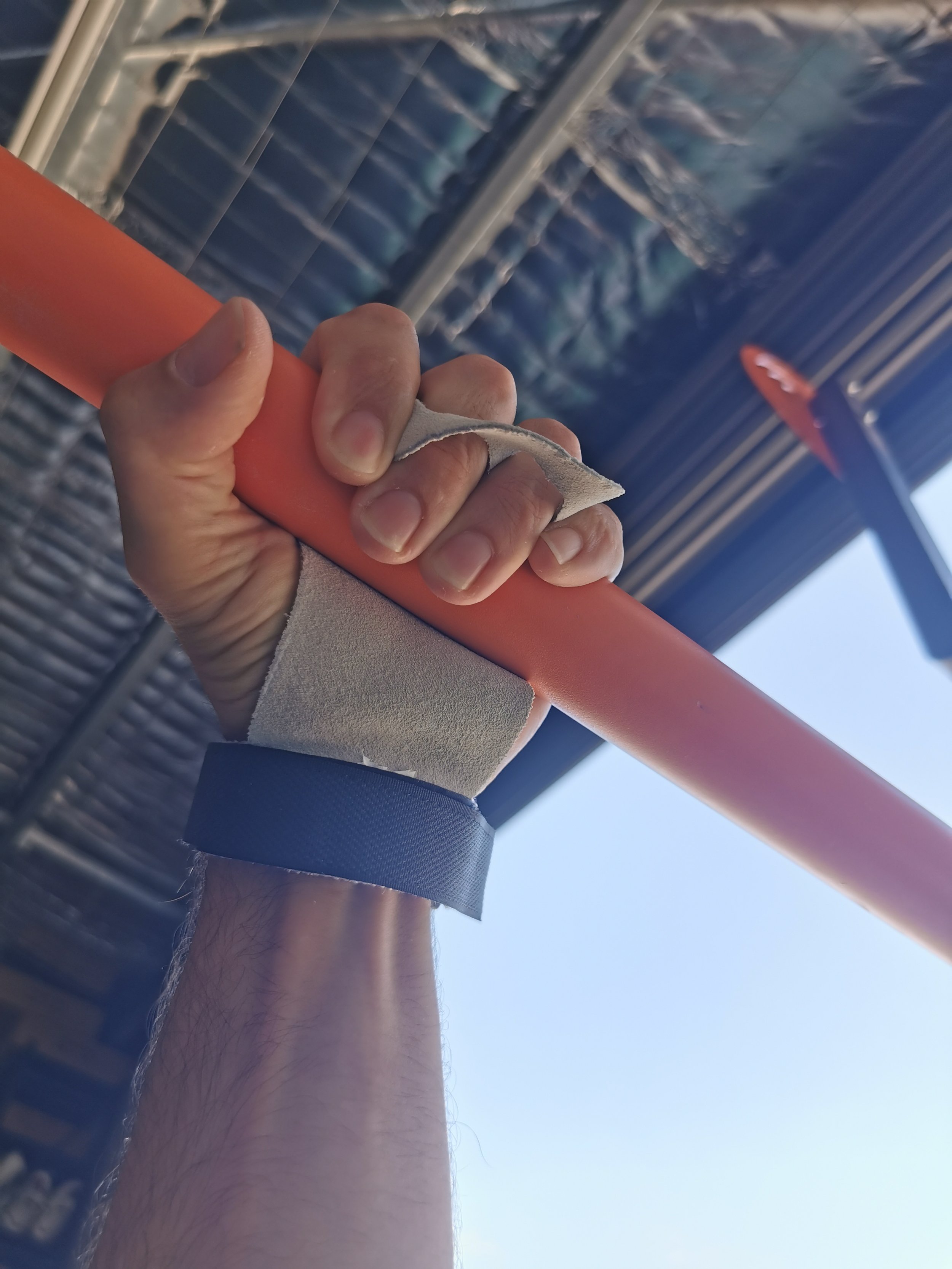 hand protection hanging bar