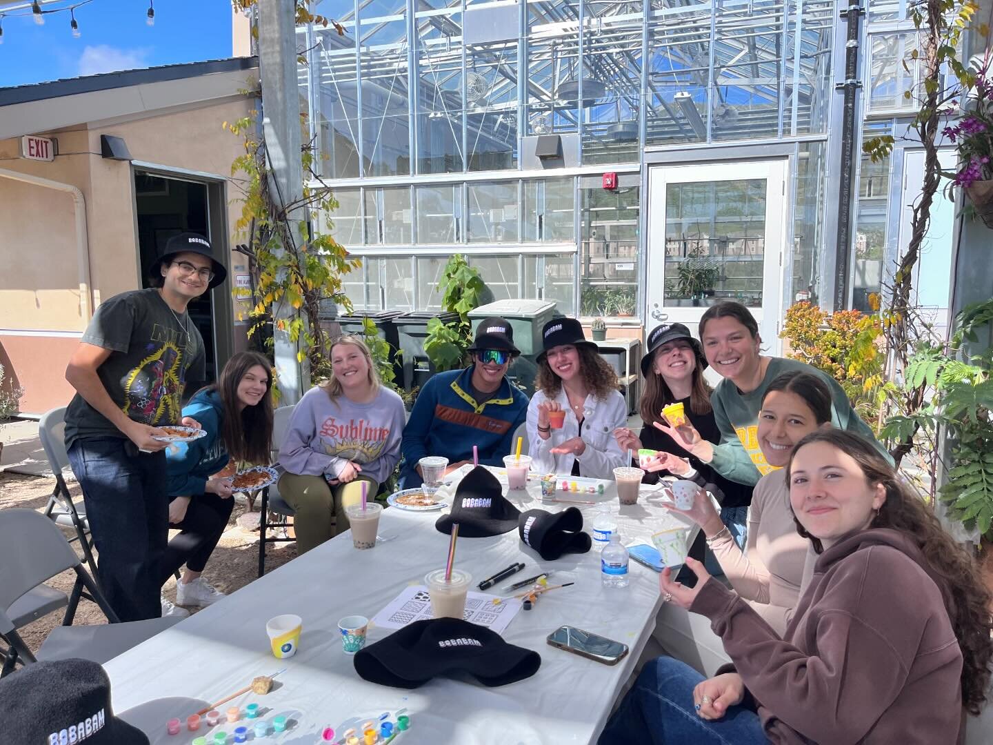 We had the BEST time painting pots, planting flowers, eating Thai food, and drinking delicious boba from @drinkbobabam 🧋Thanks for a great turnout!
