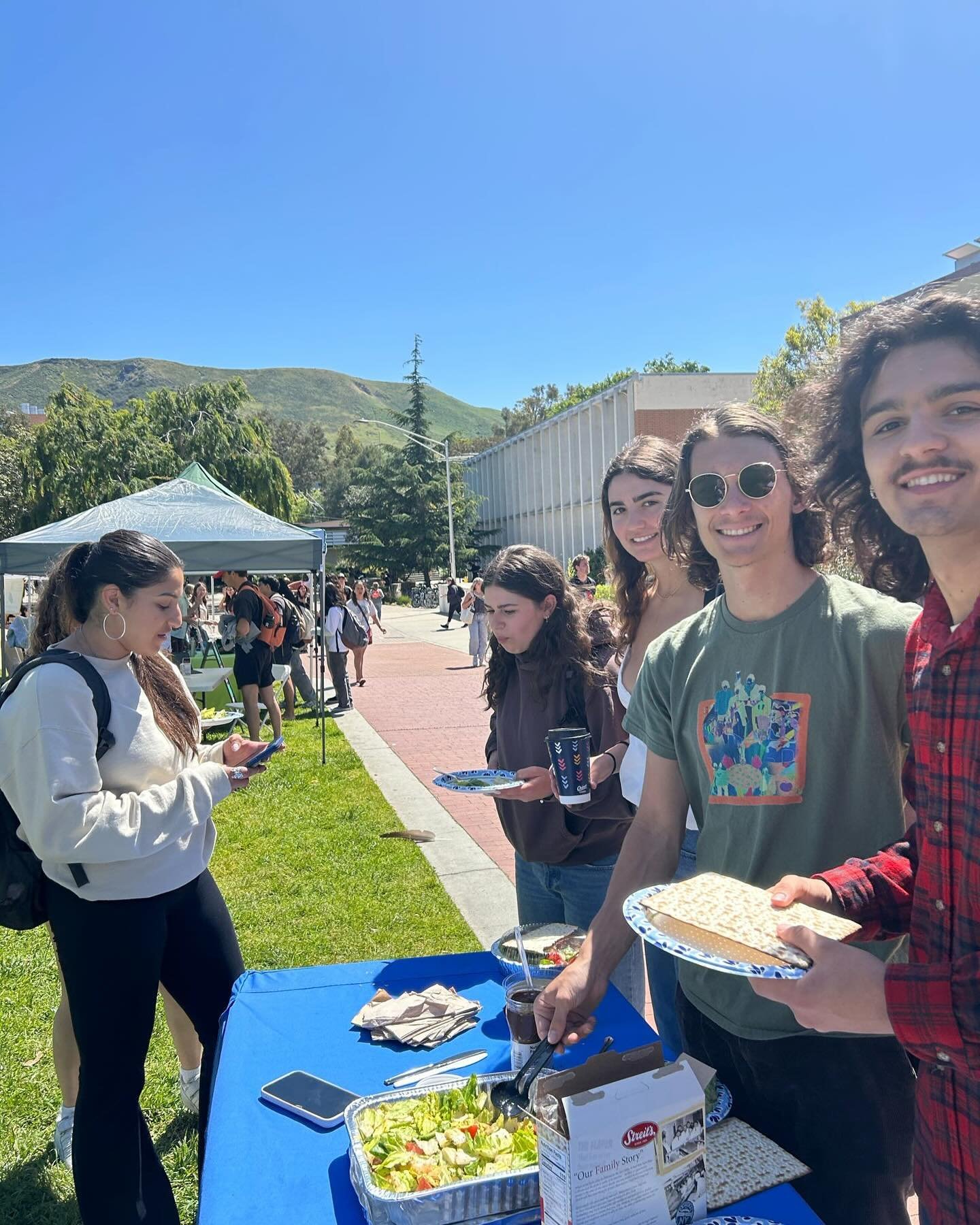 Yesterday was our last day of eating Matzah on dexter lawn! We hope you all had a wonderful Passover 🥰