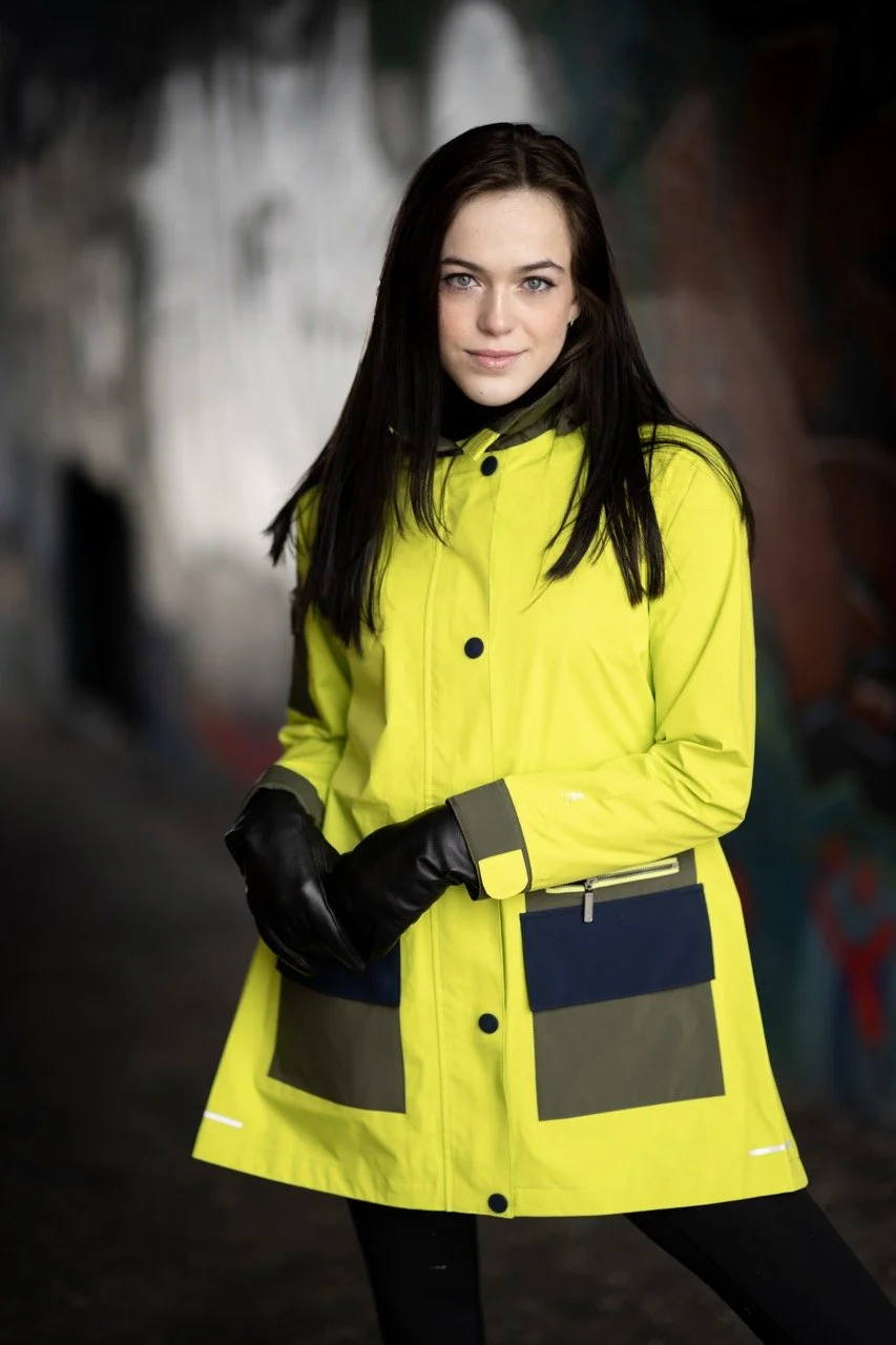 FOX COAT — Always in Vogue