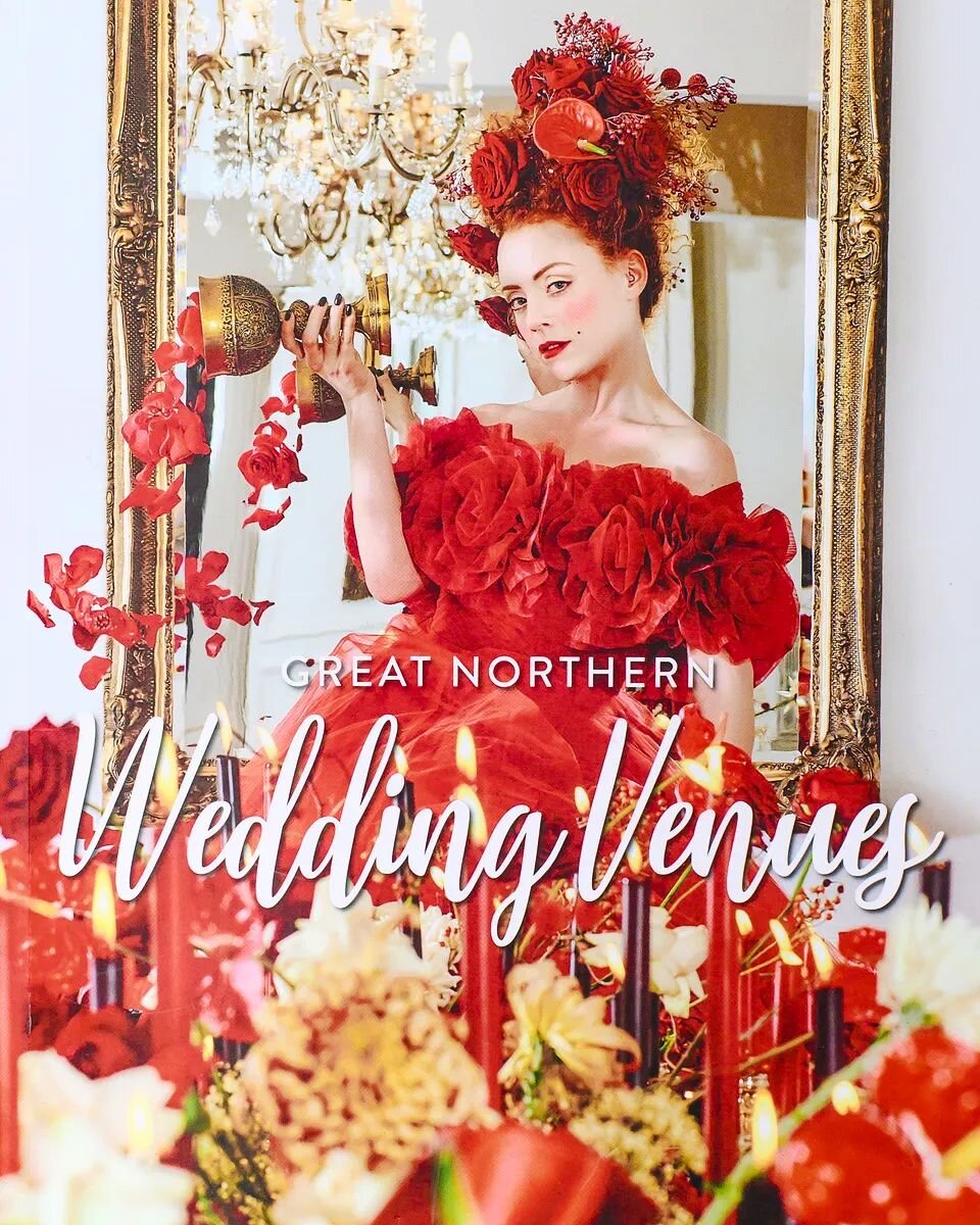 VERY pleased with this front cover shot for @greatnorthernweddingvenues and @littlewhitebookslwb .Taken at @ashfieldhouse on a cold, dark November's day...(though you cannot tell) the Dream Team worked tirelessly to create this. Big shouts out to:

V
