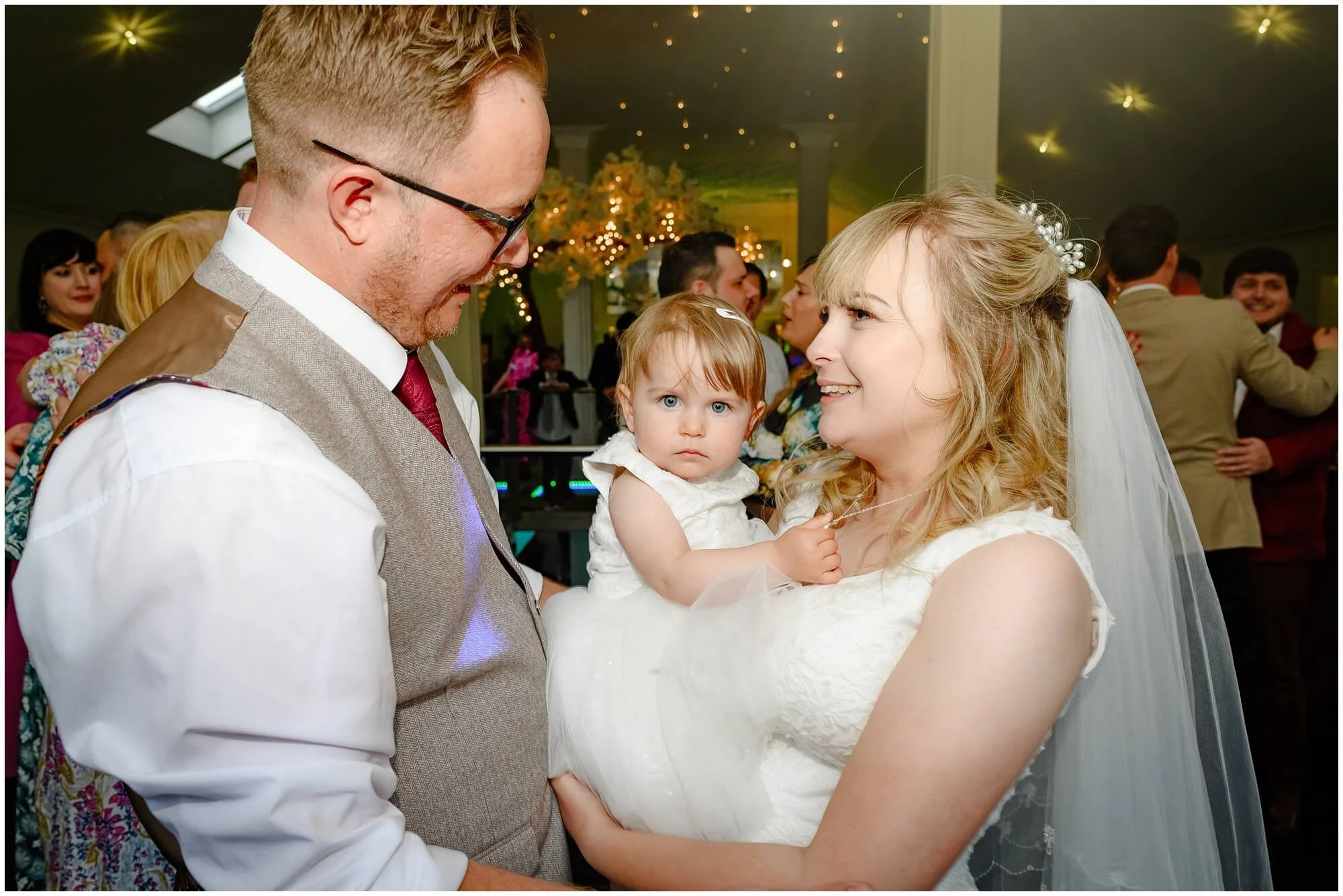 saddleworth-hotel-wedding-photographer-111.jpg