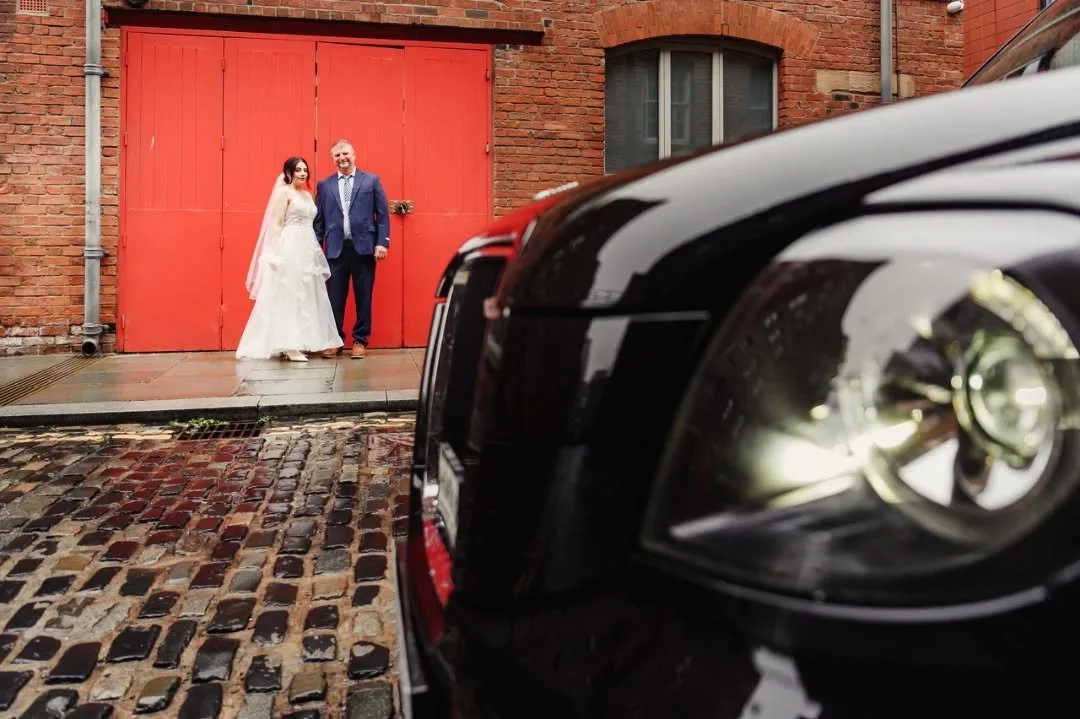 Getting married in Manchester? Looking for THE most unique wedding photography package? Then book my Elopement Taxi Package for your wedding or elopement. Pickup and drop off in Manchester, ceremony photography plus an hour photoshoot on tour around 