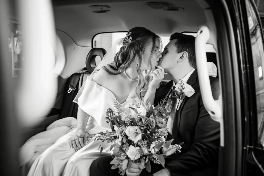 Our Unique Wedding Elopement Package is oroving very popular! In conjunction with @manchestertaxitours  we offer a bespoke Manchester wedding package...

Pick up and drop off in Manchester.

Ceremony photography.
(We can even be your witnesses)

One 