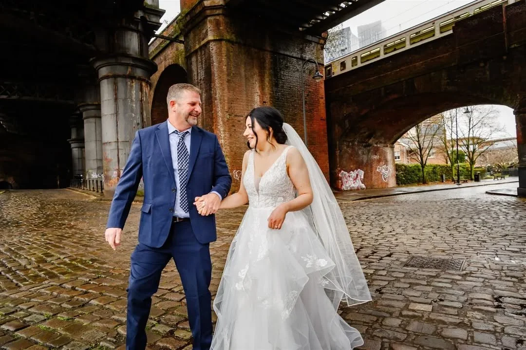 @parisa_rt &amp; Peter booked my Taxi Elopement package in collaboration with John at @manchestertaxitours Here they are sharing a moment in Castlefield before jumping back into the cab for our next location on their wedding shoot!

.
.
#elopement #m
