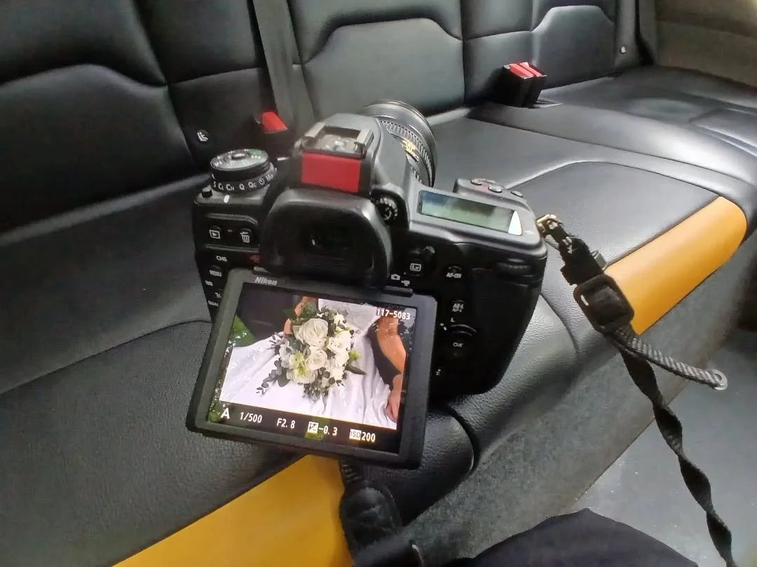 My office today. Elopement Wedding with @manchestertaxitours 

.
.
#elopementphotographer #manchesterelopement #justmarried #engaged