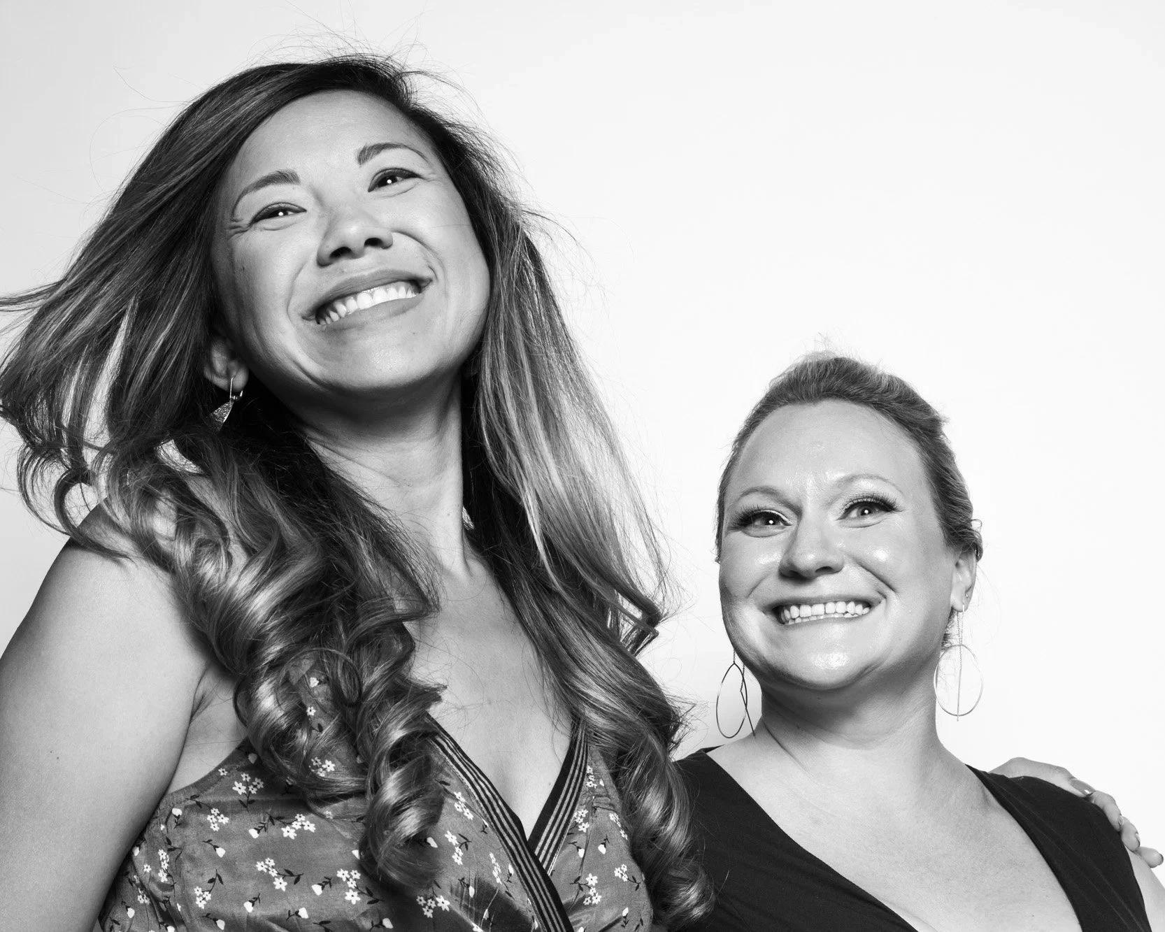 PORTRAITS_ON_WHITEBACKDROP_WEDDING_TORONTO.jpg (Copy) (Copy)