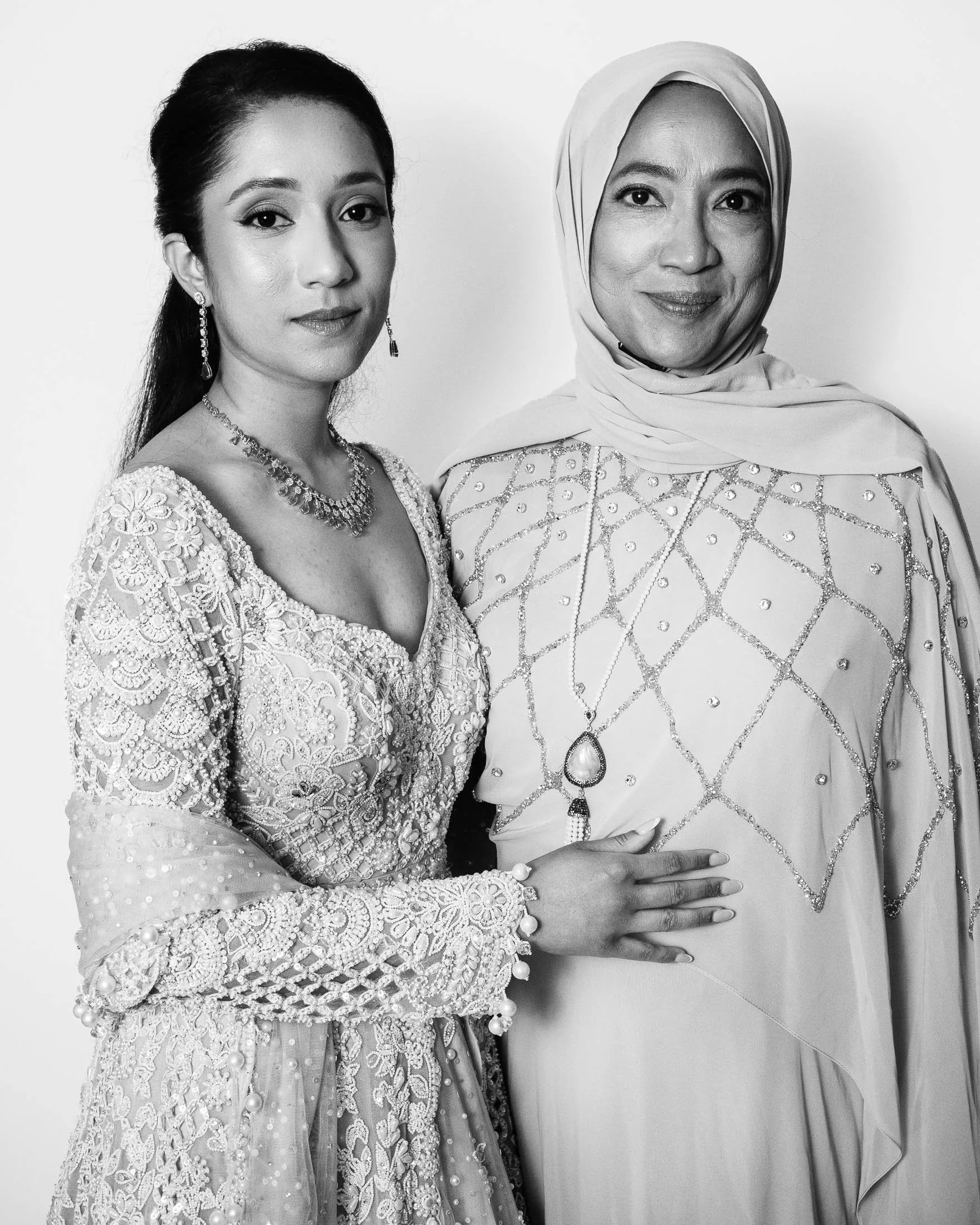 black_and_white_photo_portrait%2Bbooth_shotbyandreas.com_-6.jpg