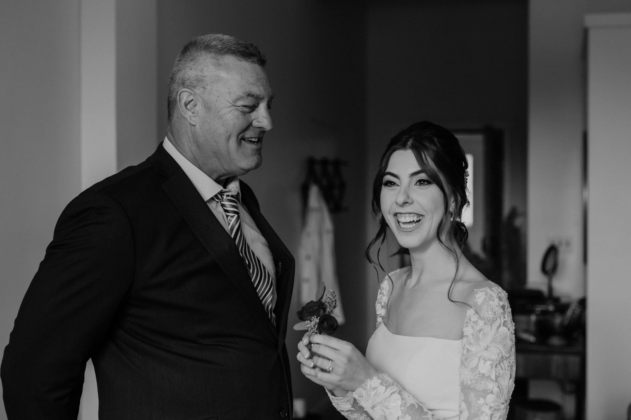 elora_mill_candid_wedding_photos_andreasphoto_andreas_avdoulos.jpg-11.jpg