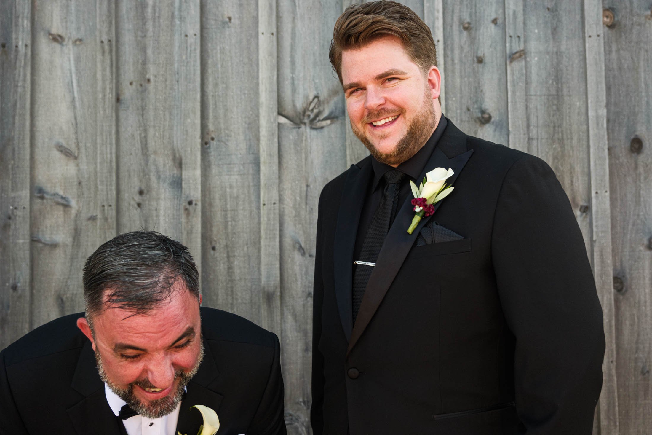 laughing_groom_candid_andreasphoto-1.jpg