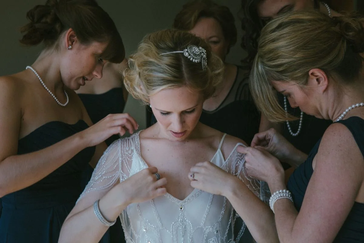bride_getting_ready_ago_wedding_events_andreasphoto.jpg
