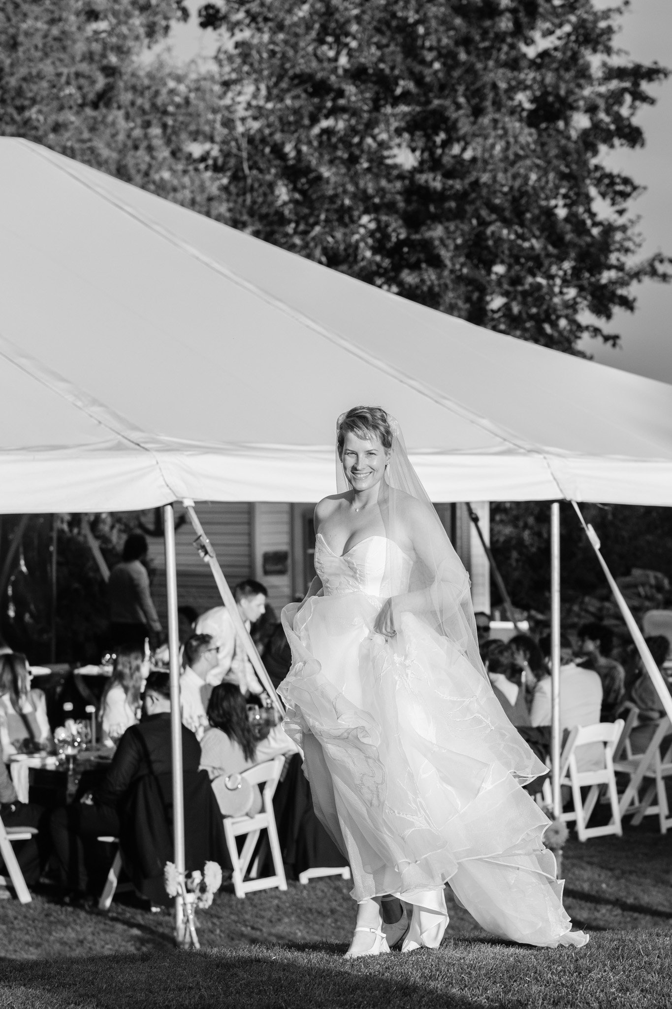 bride_portrait_black_and_white_film_andreasphoto-1-3.jpg
