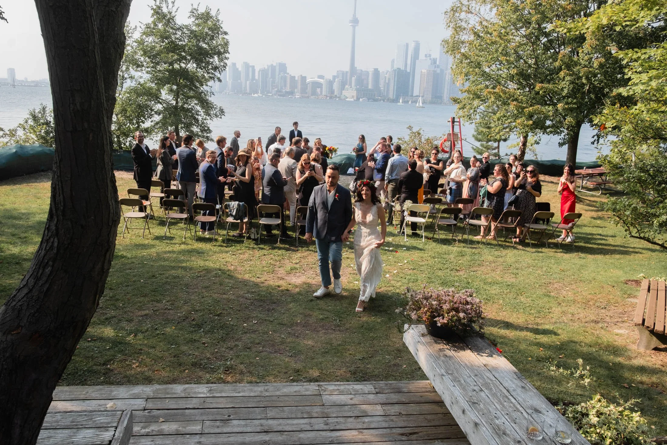 simple-wedding-toronto-islands-andreasphoto-1.jpg