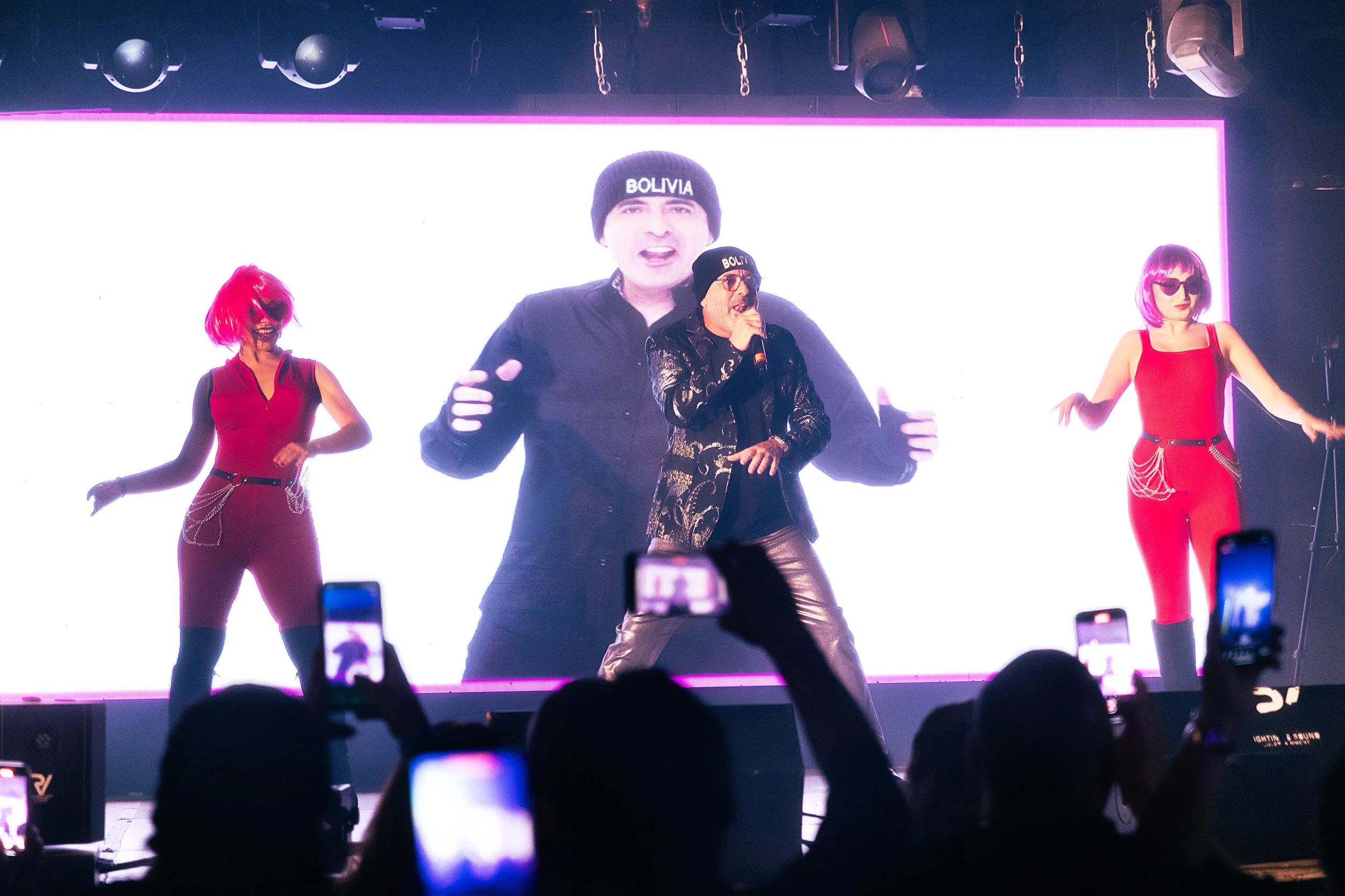 FABIO ZAMBRANA | AZUL AZUL