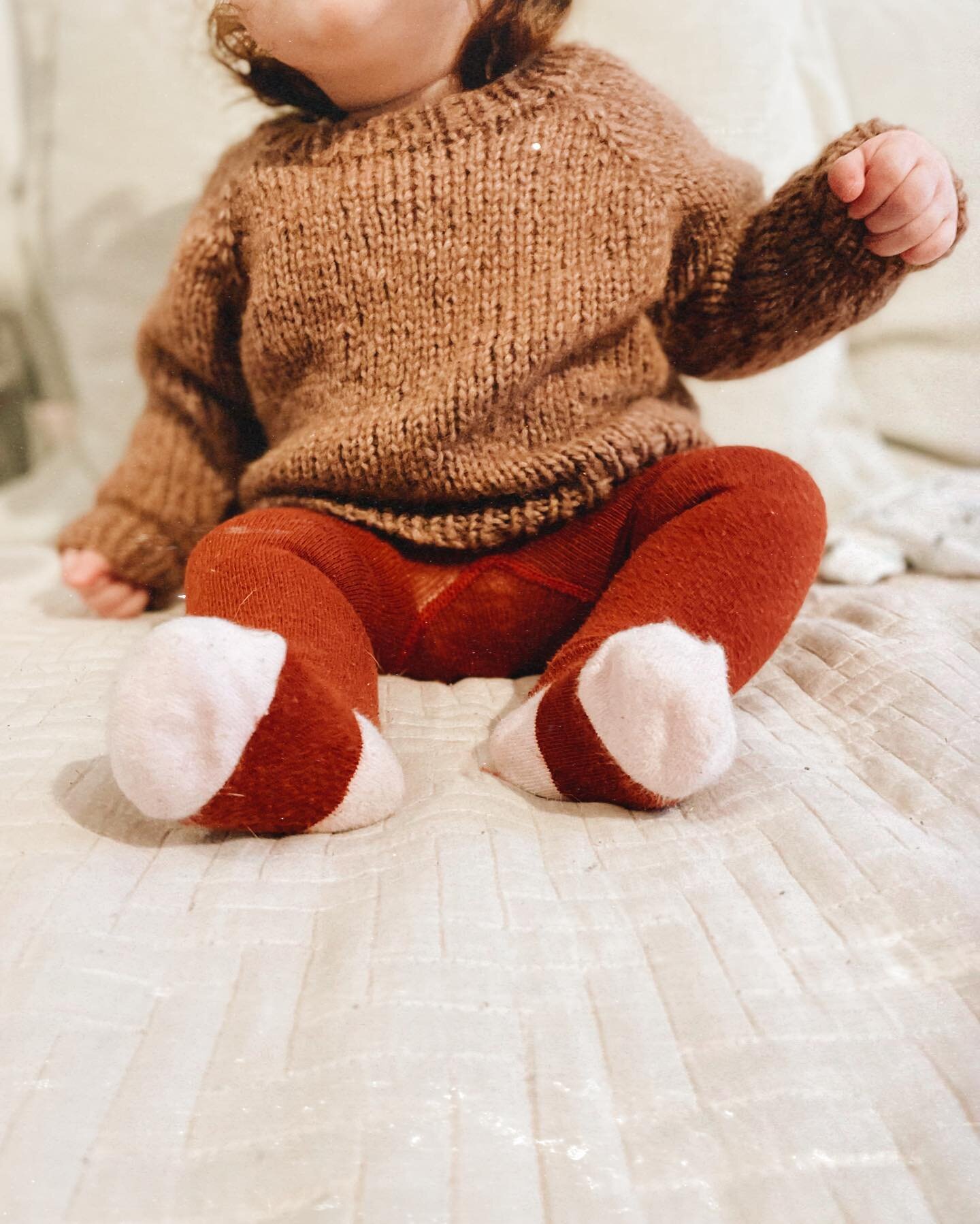 Baby sweater love 💕

I&rsquo;m so excited that this teeny tiny sweater fits exactly how it was supposed to. My little one looks extra cute when wearing it, and I love hugging her and feeling that extra softness (@dropsdesign Air is definitely a win!