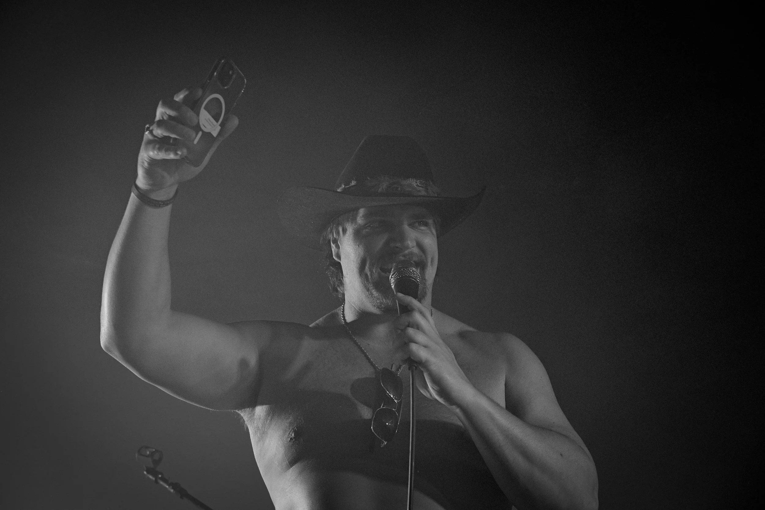 Gavin Adcock (64).jpg