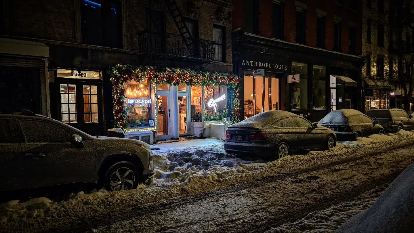 We always be here for you 
.
.
.
.
.
.
.
.
.
#snow #newyorkcitycoffee #newyork #winter #coffeeshops
