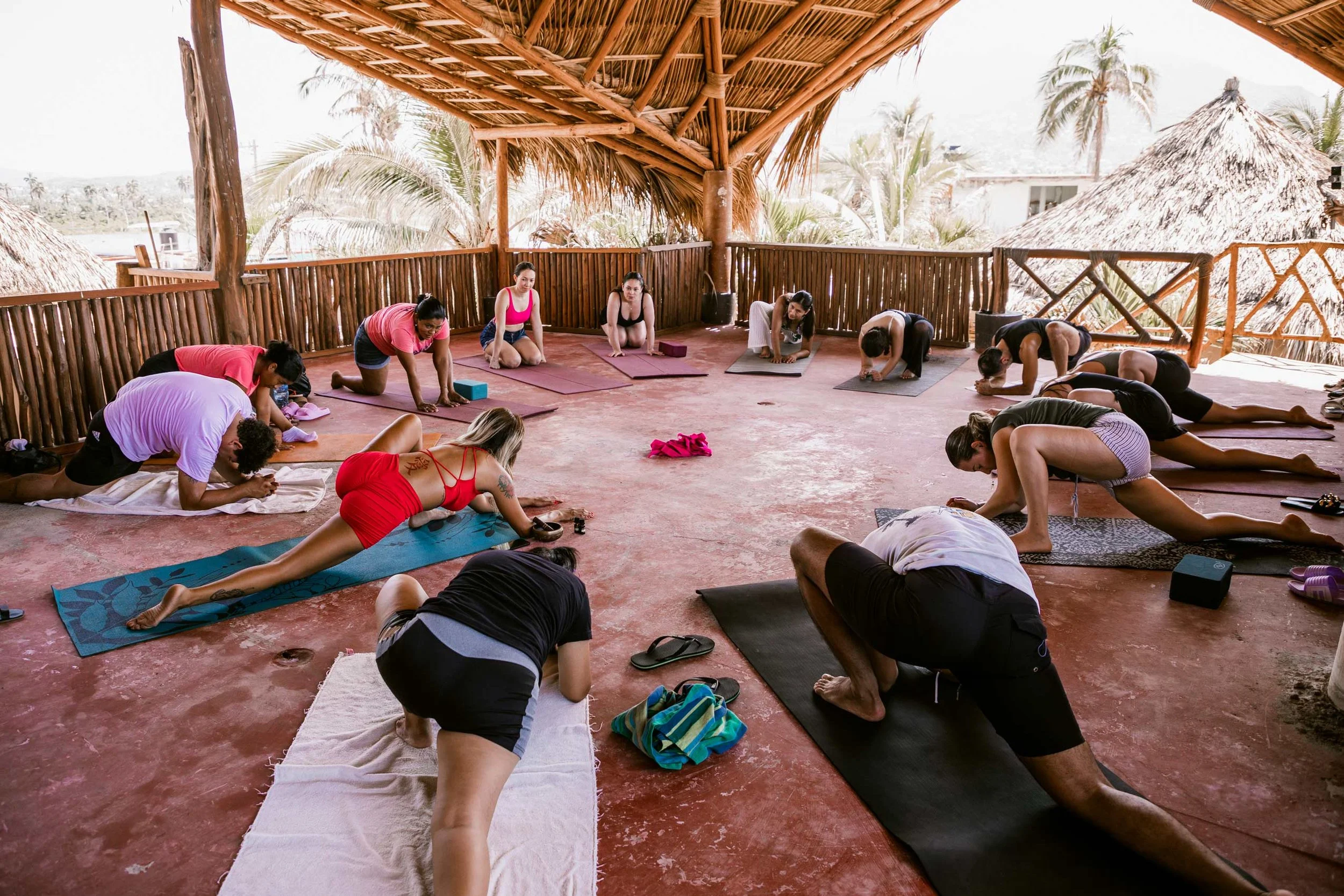 Yoga hotel wellness playa pie de la cuesta acapulco