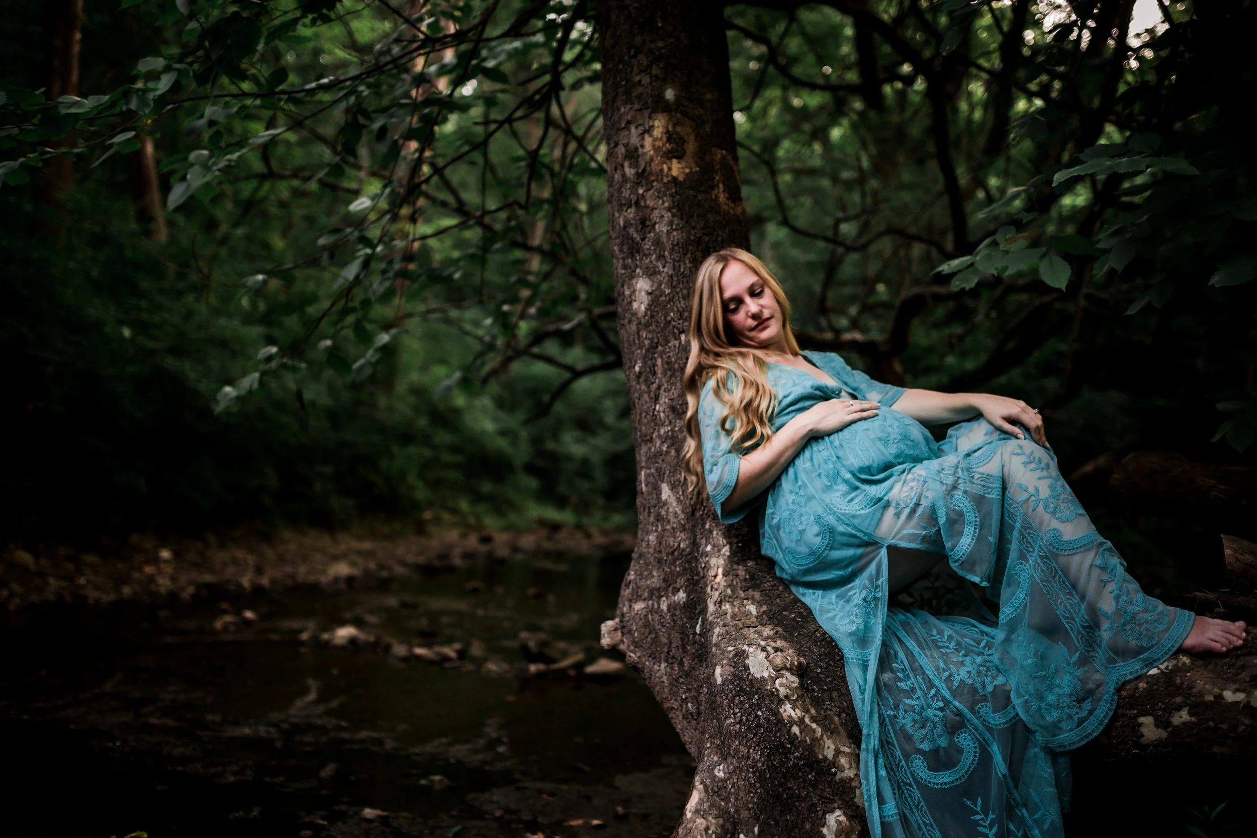 hollybellypreview (2 of 3).jpg