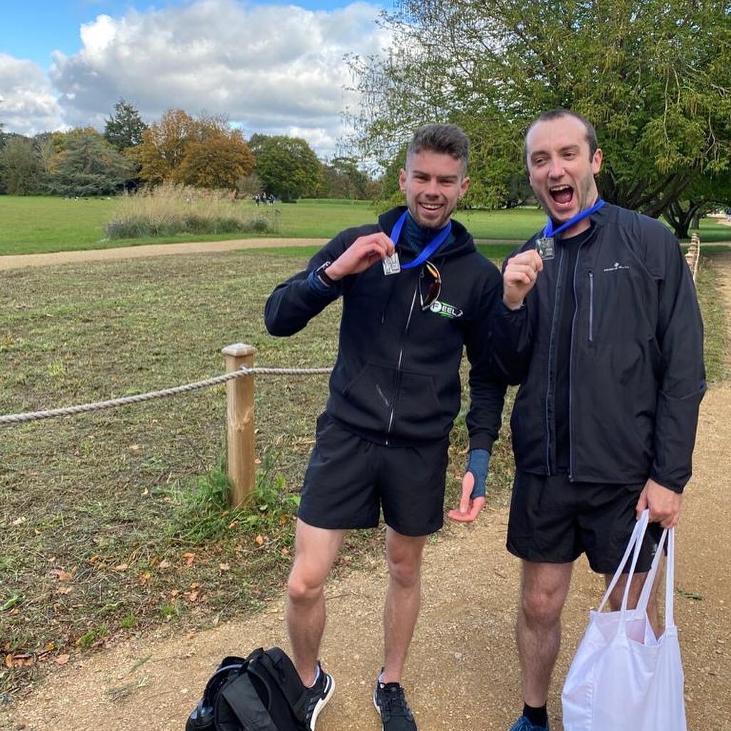 Throwback to pacing this lad @kiran.thomson round Oxford for the virtual Oxford Half marathon last October for our only medal of the year, made by yours truly 😏🙌🏻

This weekend saw him come back from Germany to visit and of course in UK fashion he