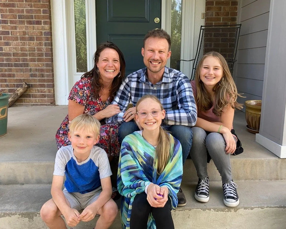 Missions-Foral-Family.jpg
