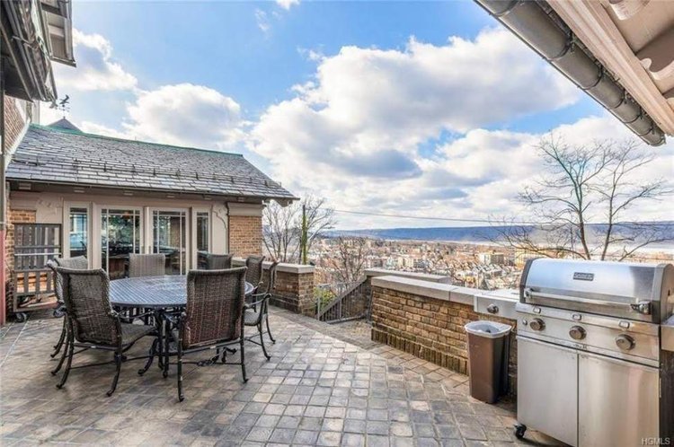 Stone tiled patio overlooking the Hudson River