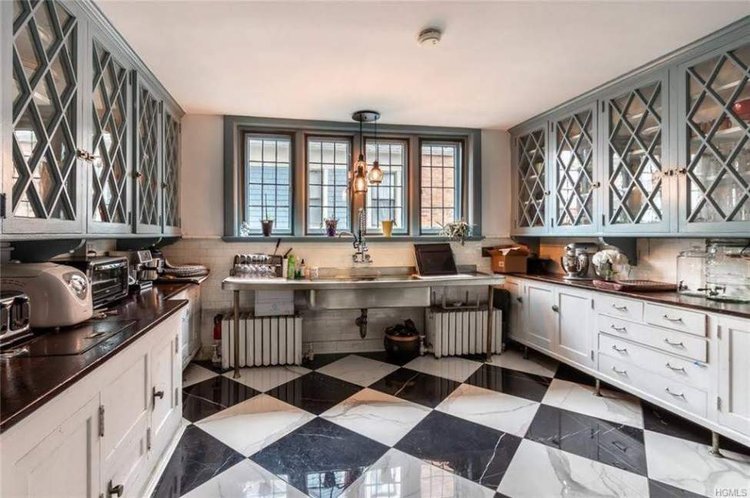 Original Butler's Pantry