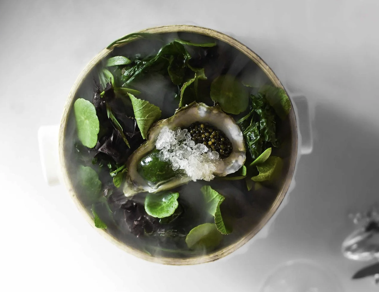 Pourquoi une bonne image culinaire est souvent simple ? L'art de la photographie culinaire minimaliste