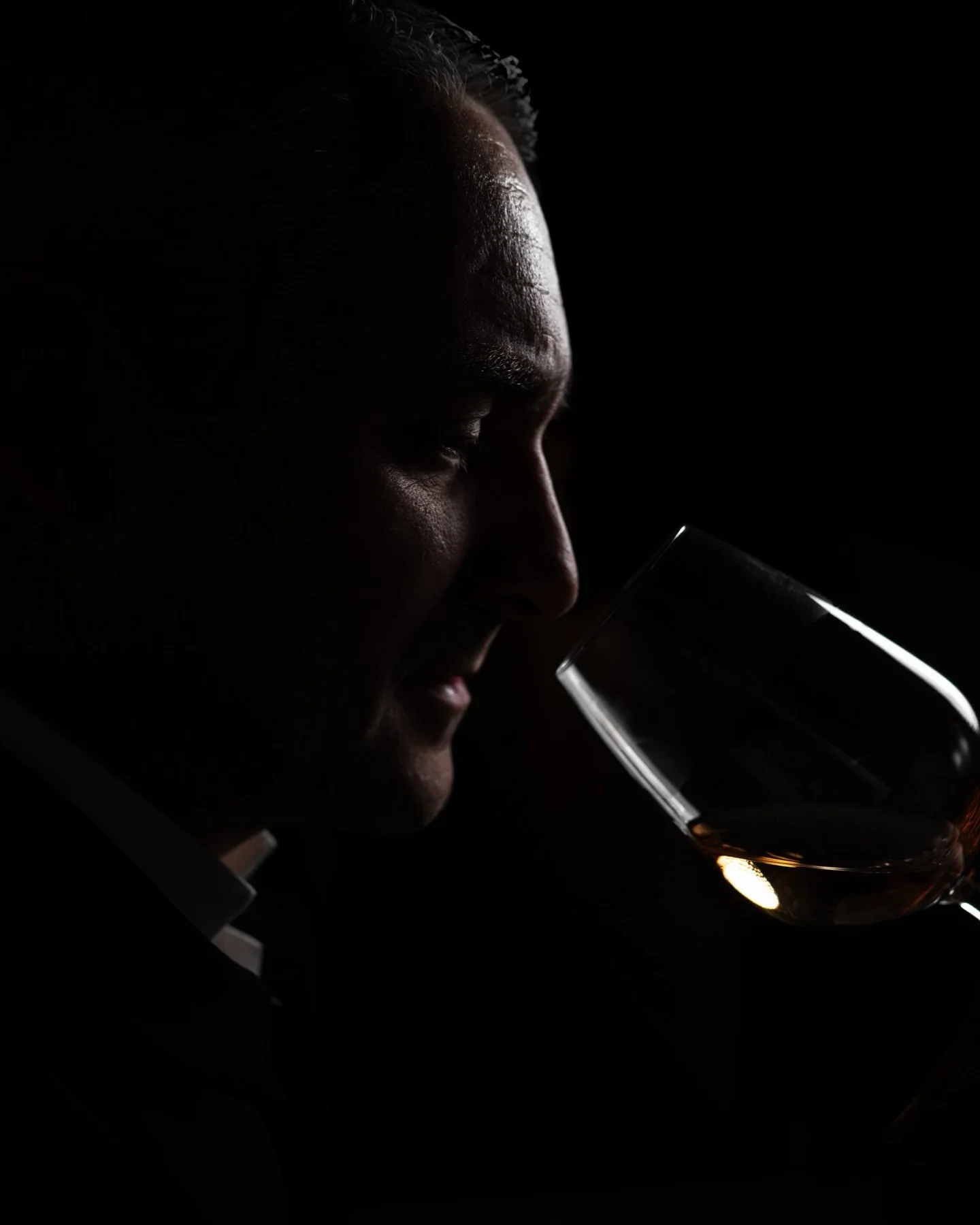 PERFECT MATCH by @antoinepetrusmof 🍷
For @zwieselglas @zwieselfortessa_france 
.
🇬🇧 I had the privilege of shooting &ldquo;Perfect Match by Antoine P&eacute;trus,&rdquo; a stunning collaboration with Zwiesel. In each image, I sought to capture the