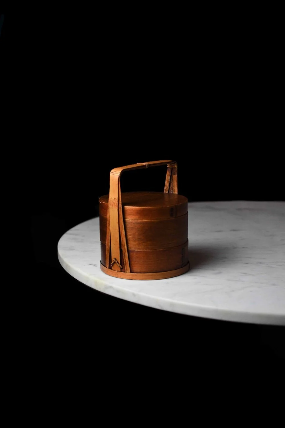 photographie culinaire clair obscur pour restaurant étoilé