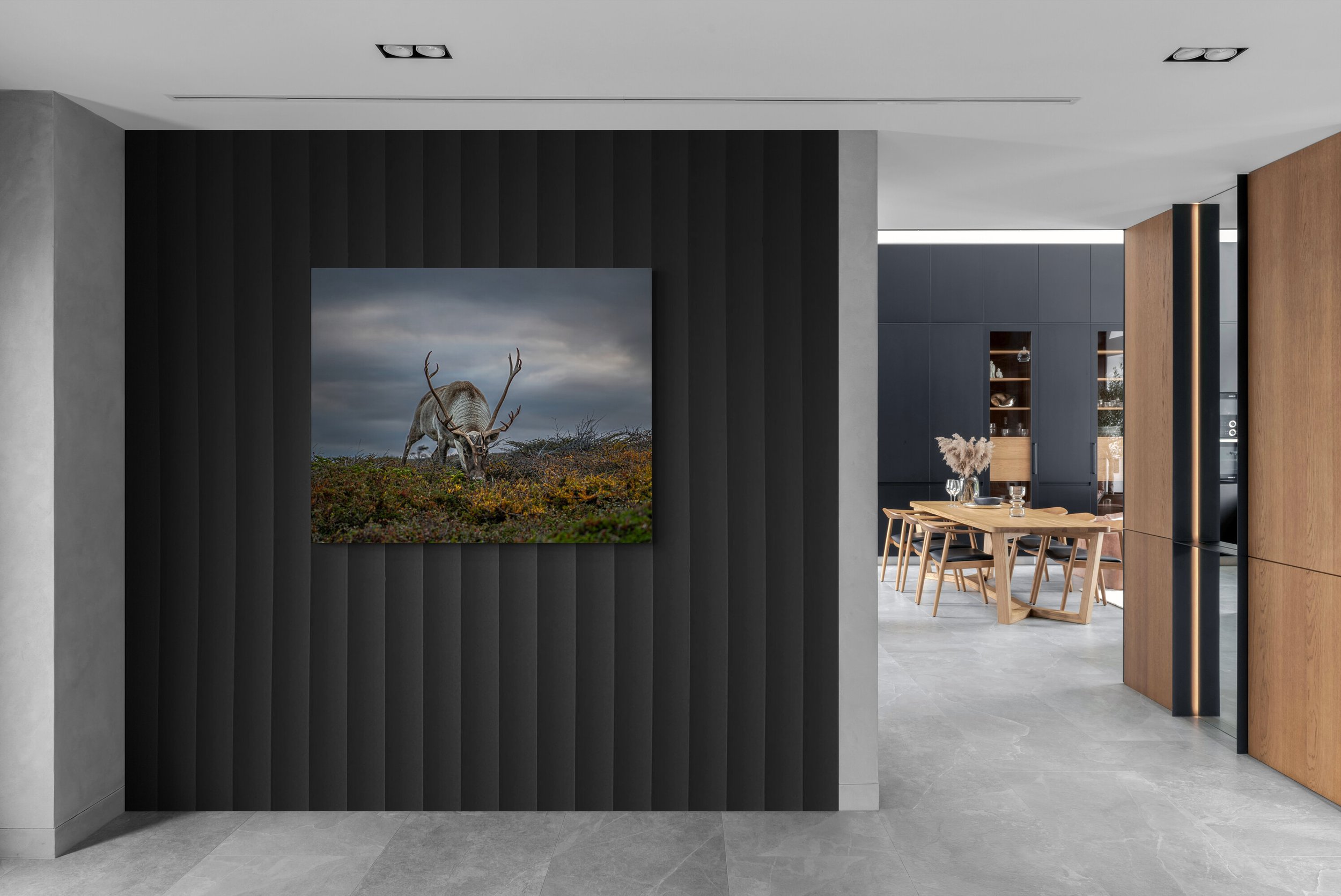 hallway-with-feature-wall.jpg