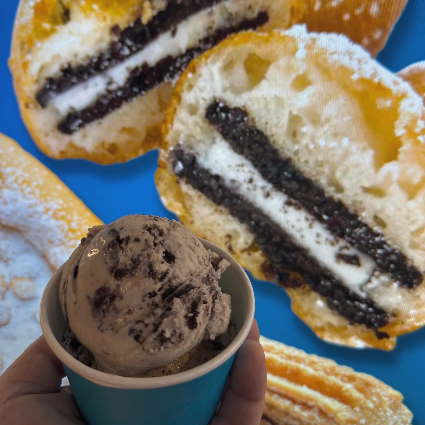 We take care of our Oreo lovers year-round!

Wether you want a scoop of our premium cookies and cream ice cream, or are looking to stay warm with our fried Oreos, we&rsquo;ve got you covered 🫡

#instagood #cteats #ctbites #enfield #dessert #foodie #