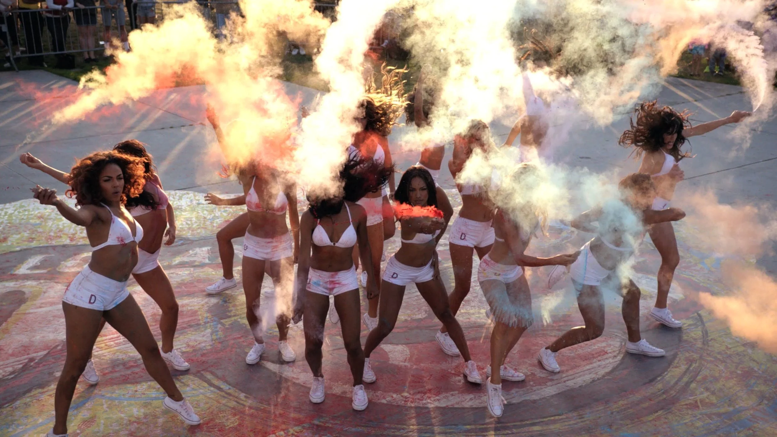 Taylour Page and Logan Browning in Hit The Floor