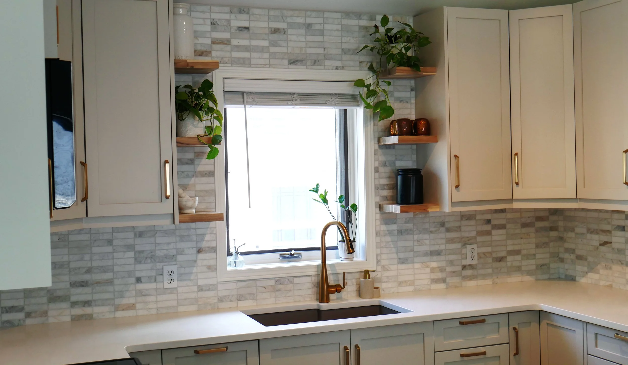 Copy of P1410292-edited.jpg