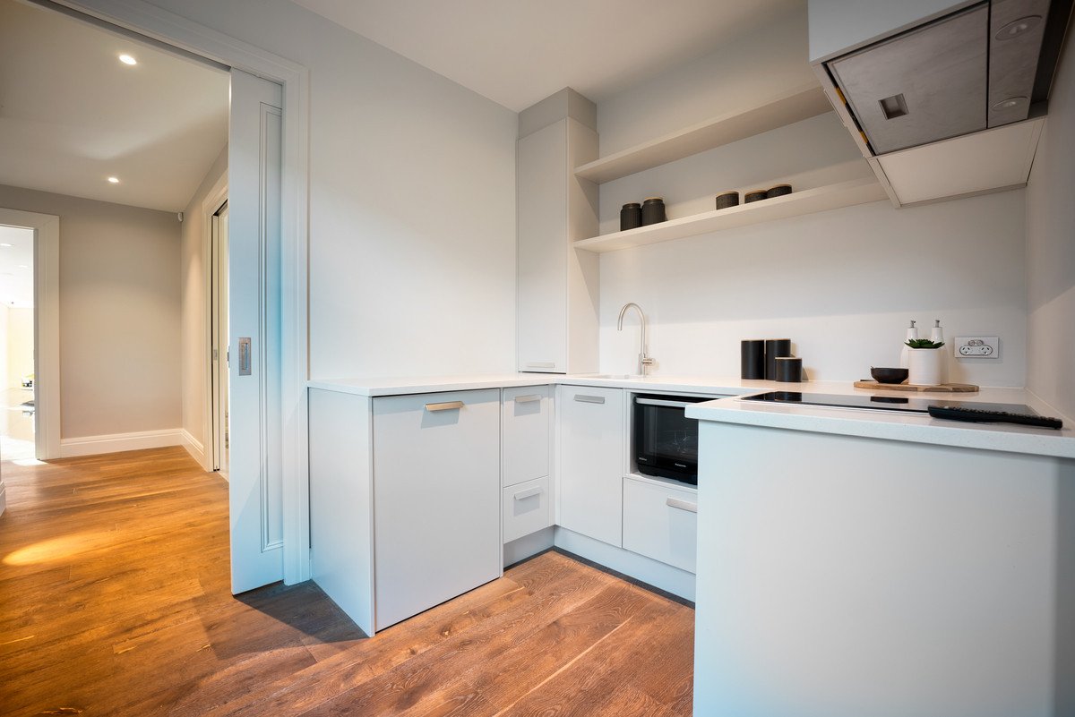 l-shaped-kitchen1-4e_5cab-615e-7fbb-4dbc-74bc-a525-7d48-326d_20210616061944.jpg