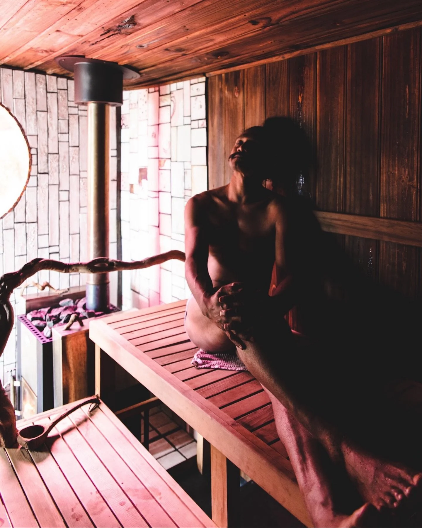 Sauna won&rsquo;t cast a magic spell to solve all your problems, give you psychic powers and make your dreams come true, however researchers have found sauna can help reduce anxiety, improve heart health and support the immune system through hermetic