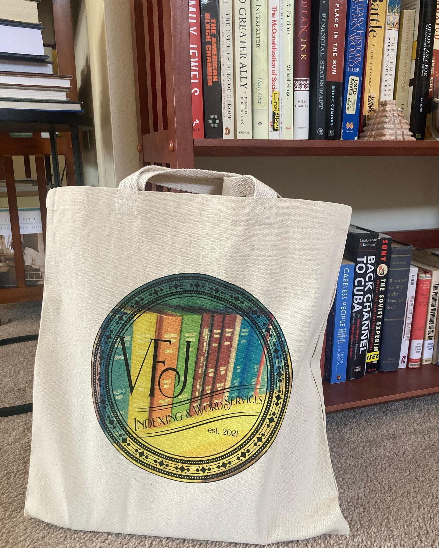 Tote-ally awesome..😎 New swag just came in. ✨

(I'm not even pretend-sorry for the pun.) 😎📚✨

#indexersofinstagram #bookindexing #indexingbooks #outreach #swag #abstractersofinstagram #writingservices