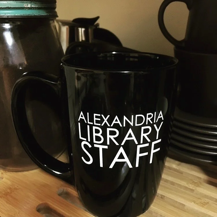 Here&rsquo;s a little #tbt featuring a mug I got when I worked at the circulation desk of the Alexandria Library&hellip;in Virginia. 😉📚

#throwback #librariansofinstagram #indexersofinstagram #alexandriava