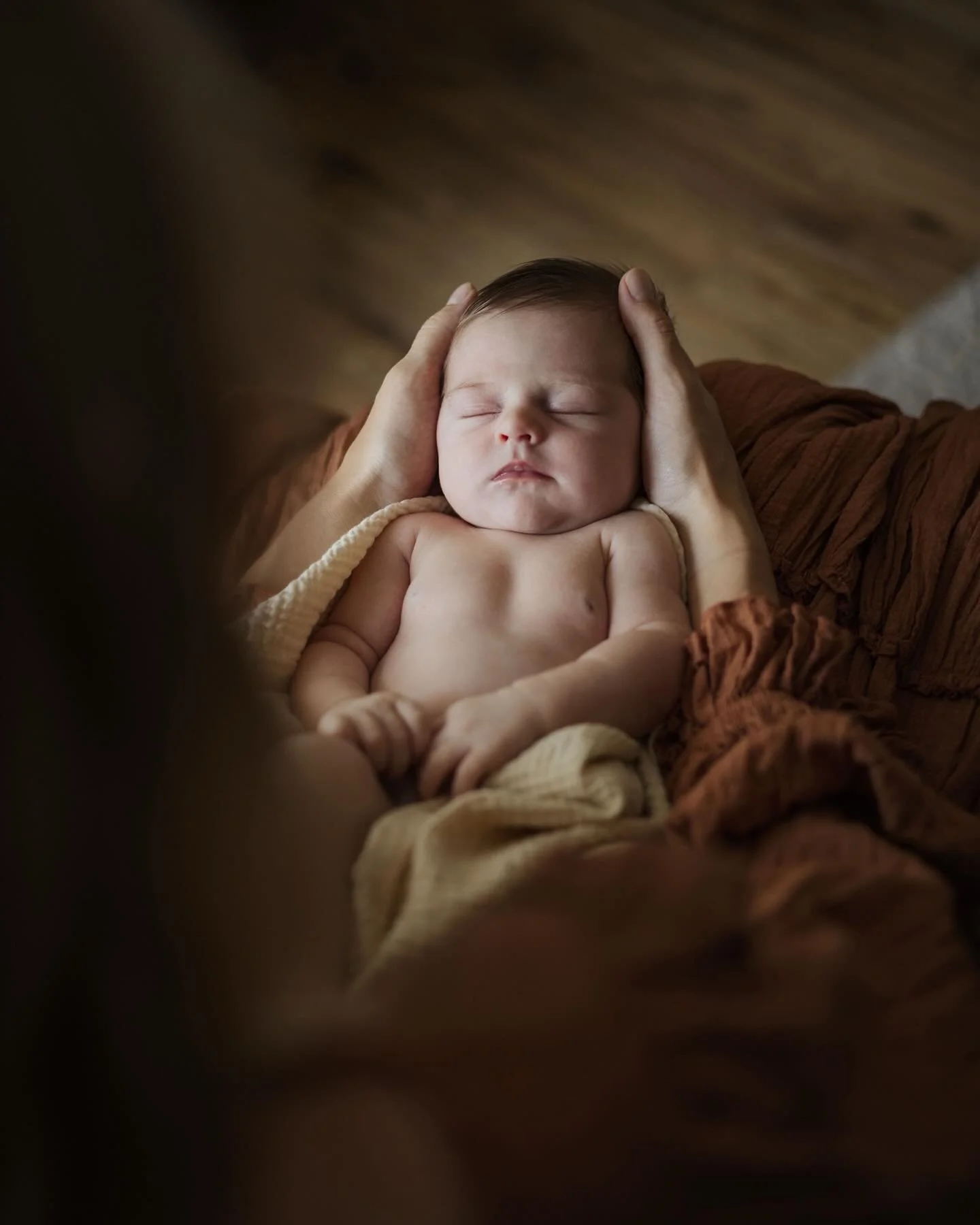 Not all blessings are spoken &mdash; some arrive as breath, heartbeat, and wonder 💛

It will forever be the greatest honour to be invited into the first few days of a baby&rsquo;s life. Everything is new, life is chaotic and at a standstill all at o