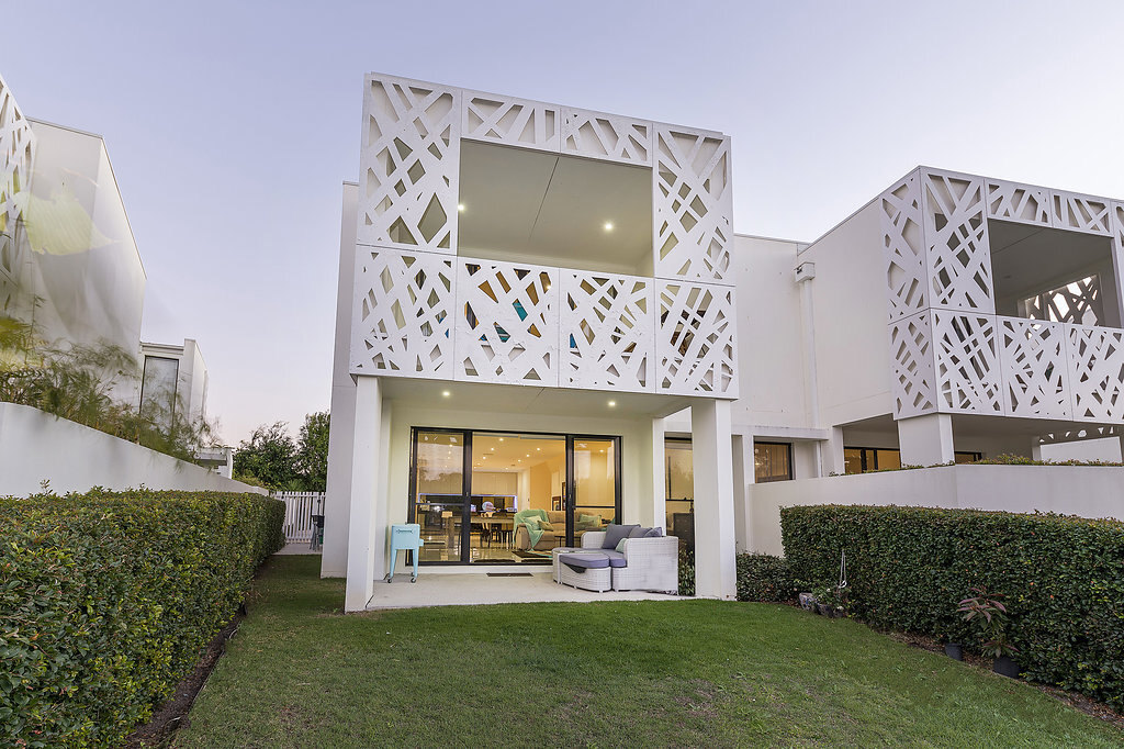 2633 The Address Sanctuary Cove
