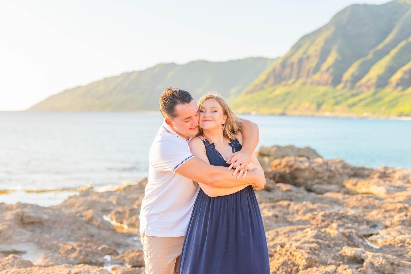 The green mountains that the winter rains bring to the west side are stunning and so are these two together! 🥹❤️🌿

#oahucouplesphotographer #oahuhoneymoonphotographer #oahufamilyphotographer #oahumaternityphotographer #oahuhoneymoon #oahuhoneymoonp