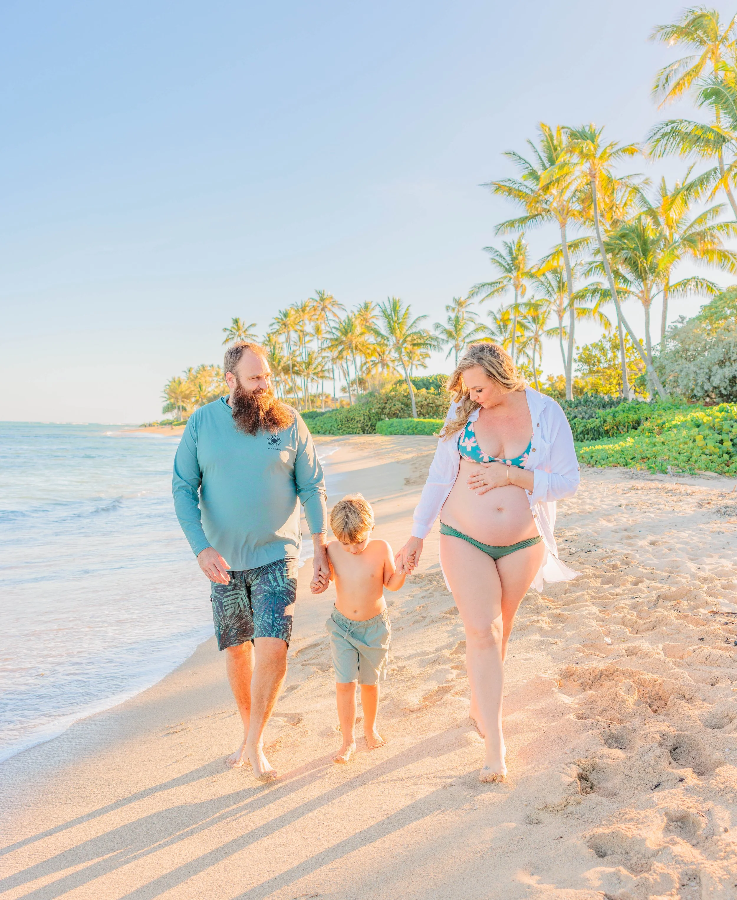 Convenient Locations to Take Family Photos on Oahu, Hawaii