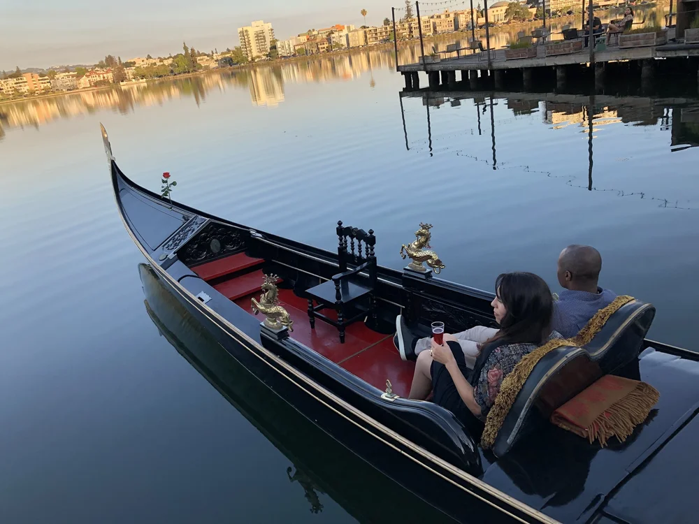 Private Romantic Gondola Cruise 4