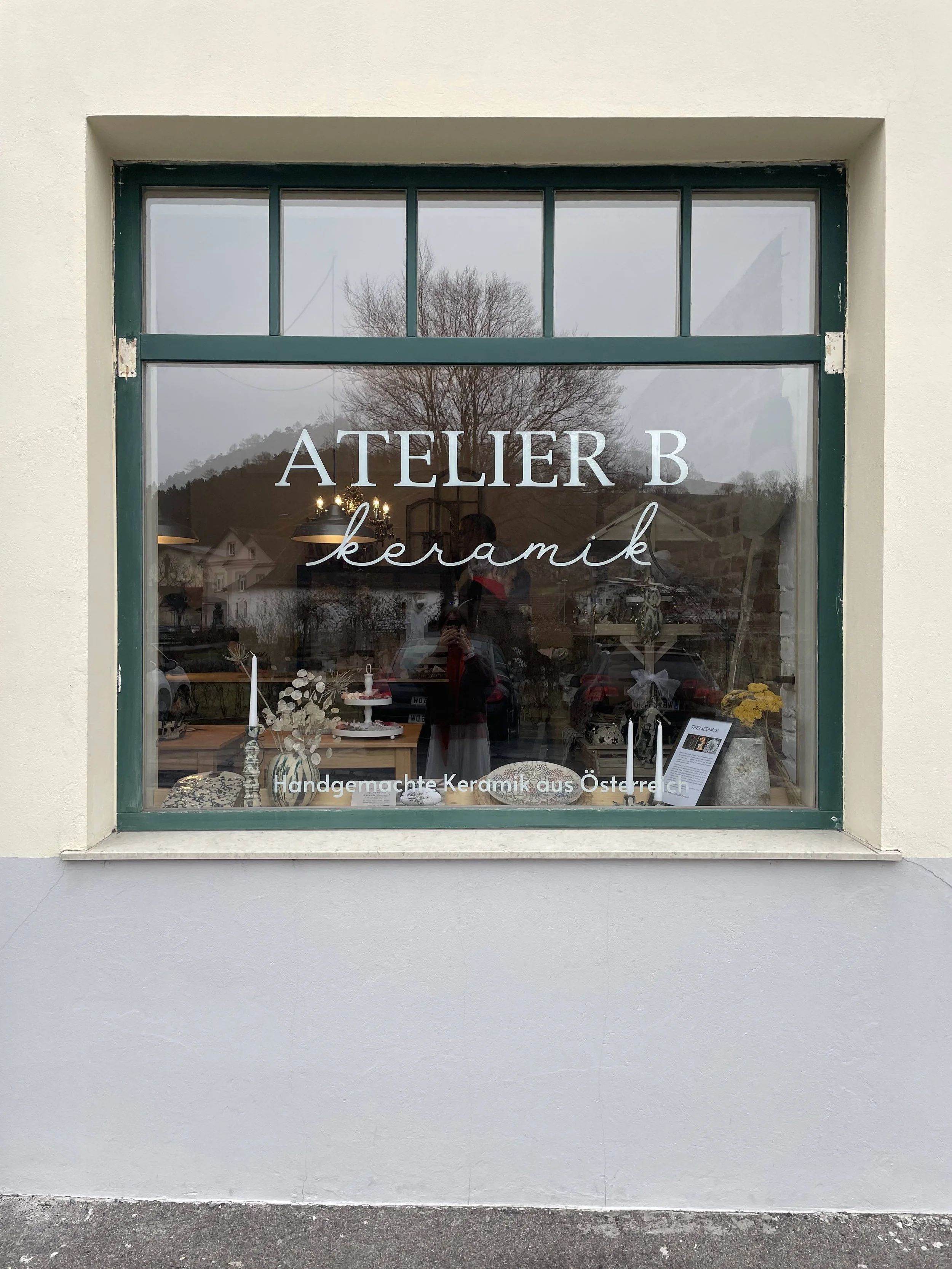 Fensterfront Werkstatt_ATELIER B keramik.jpg
