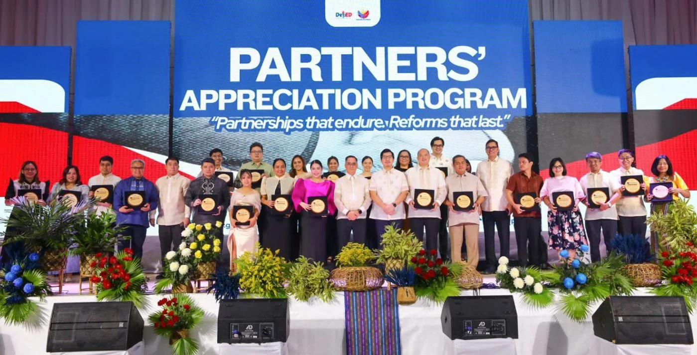Knowledge Channel Foundation Honored by DepEd for Over 25 Years of Partnership in Education