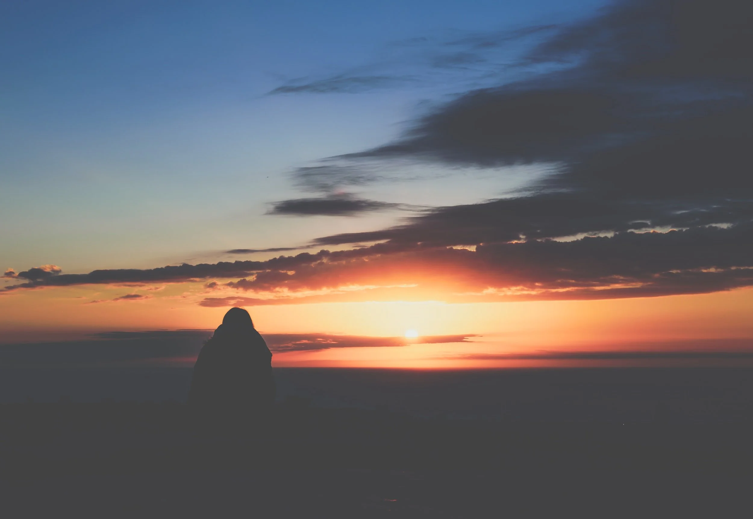 unsplash-image-KkeoxNRWem4.jpg