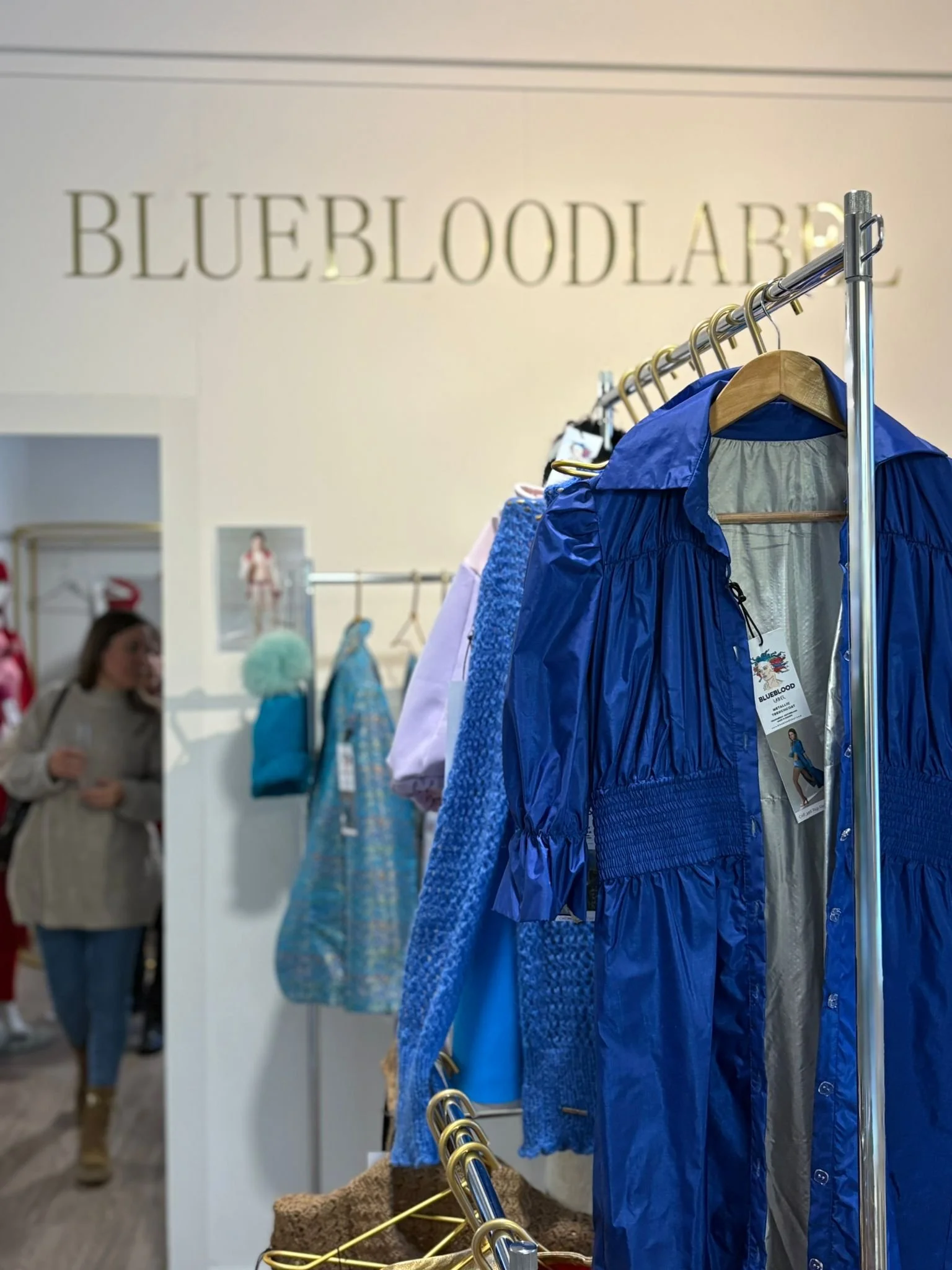 POP-UP STORE SHOWROOM RÜTI ZH