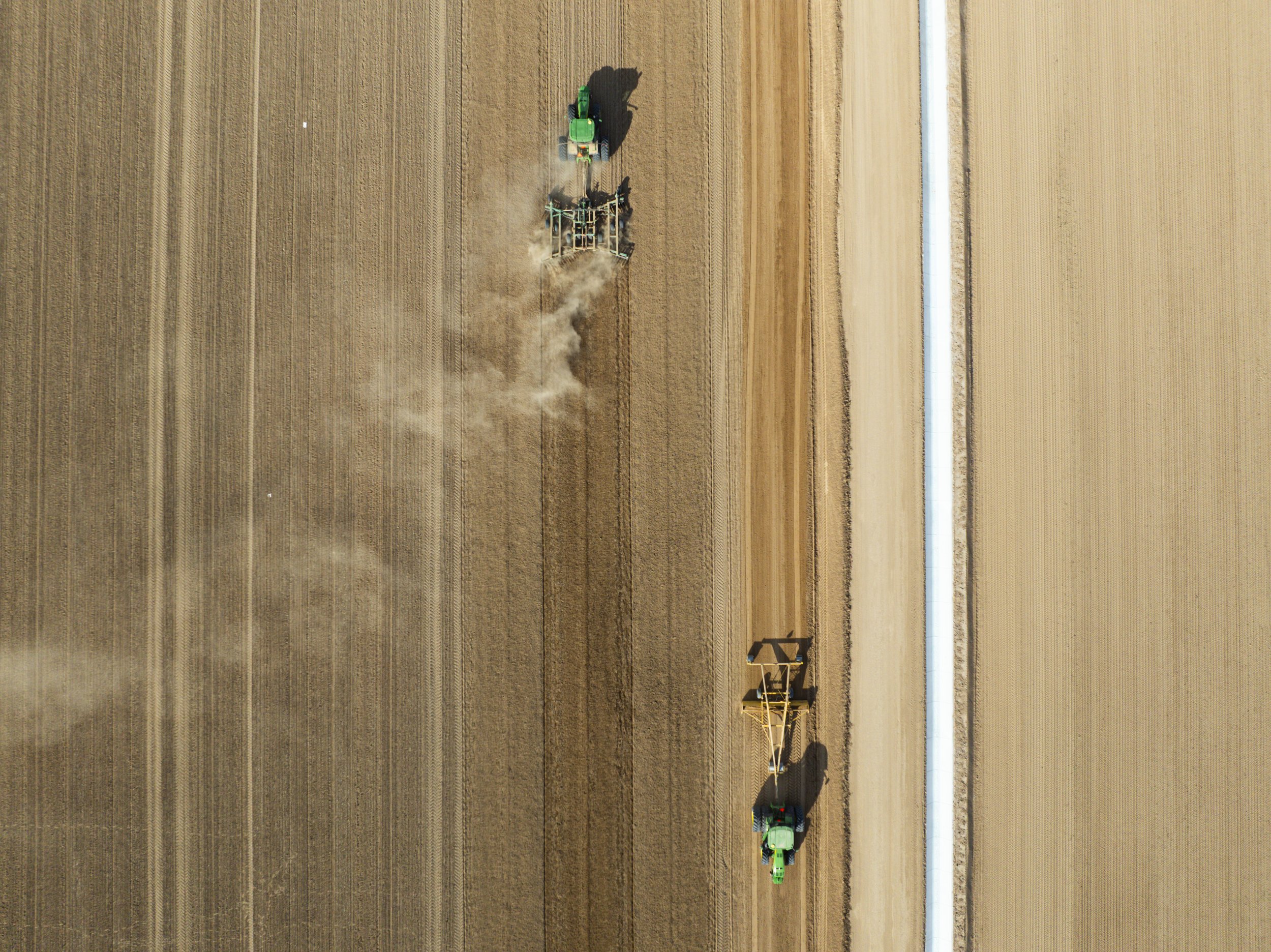 1534287-enviro-arizona-water-crackdown-klb-2278.jpg