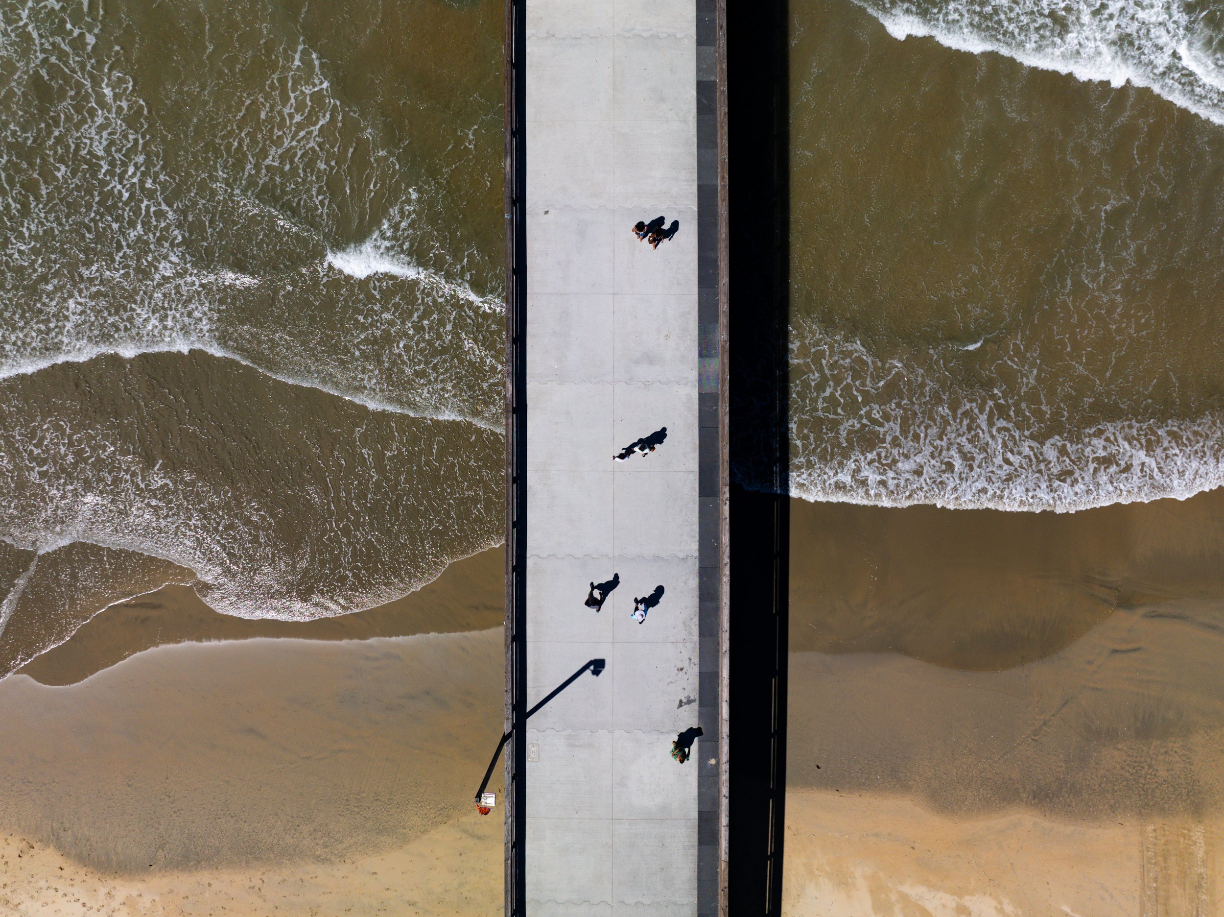 1561659-me-newport-beach-folo-klb-09.jpg